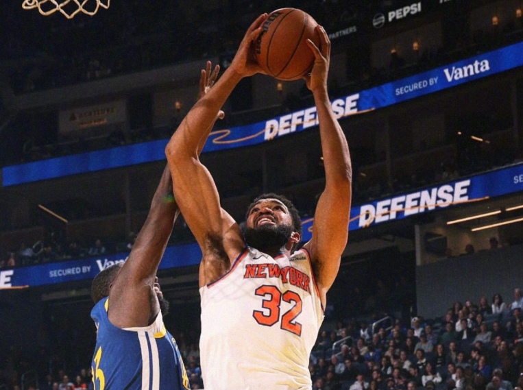 巴特勒32分8板，勇士大胜尼克斯！库里回暖，勇士一战有三个收获