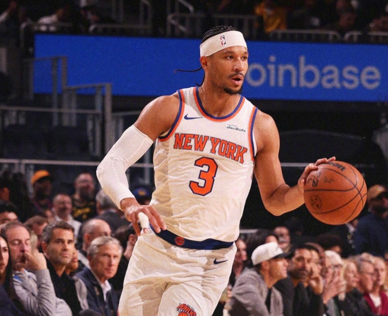 巴特勒32分8板，勇士大胜尼克斯！库里回暖，勇士一战有三个收获